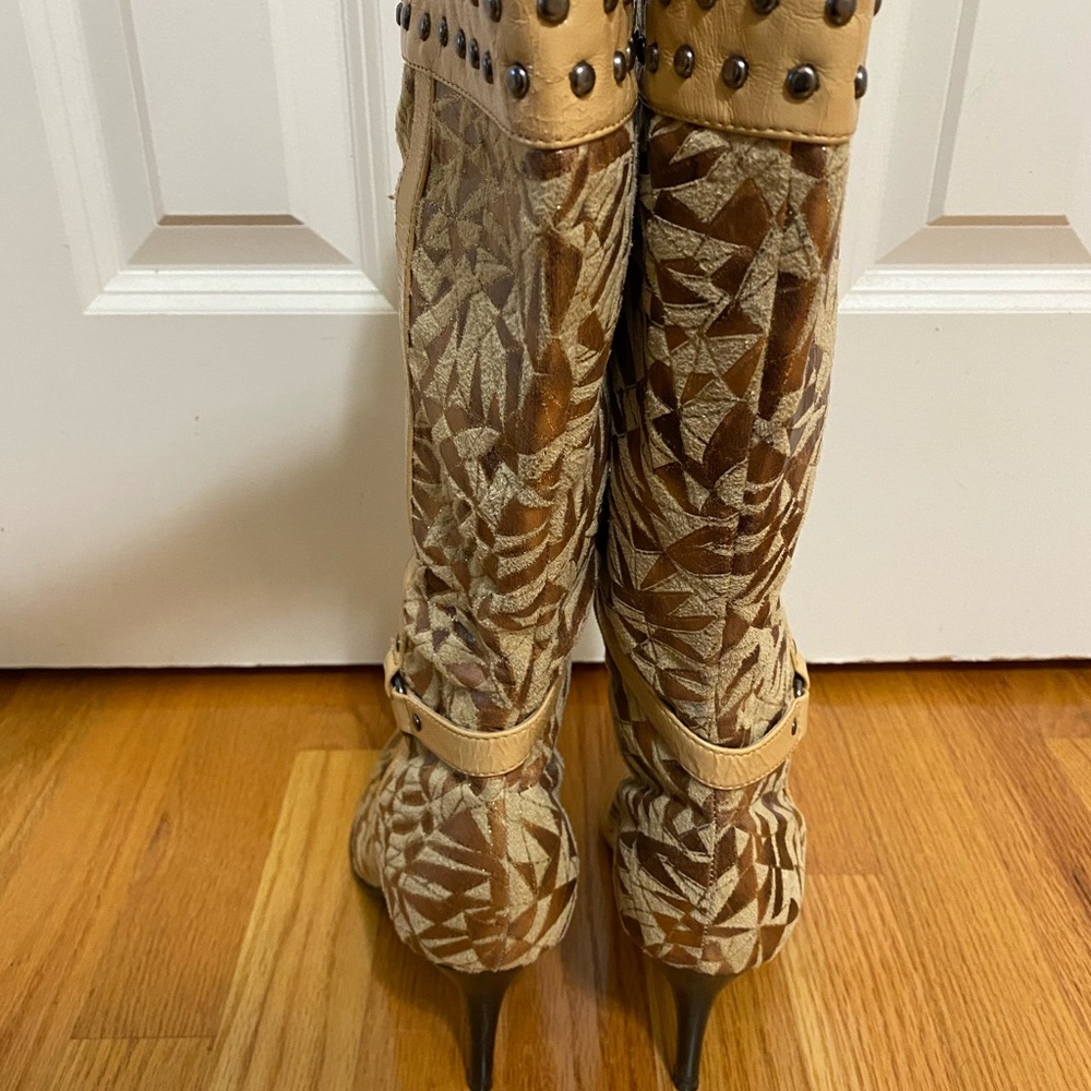 Yoki Tan and Brown Heeled Boots - Picture 6 of 13